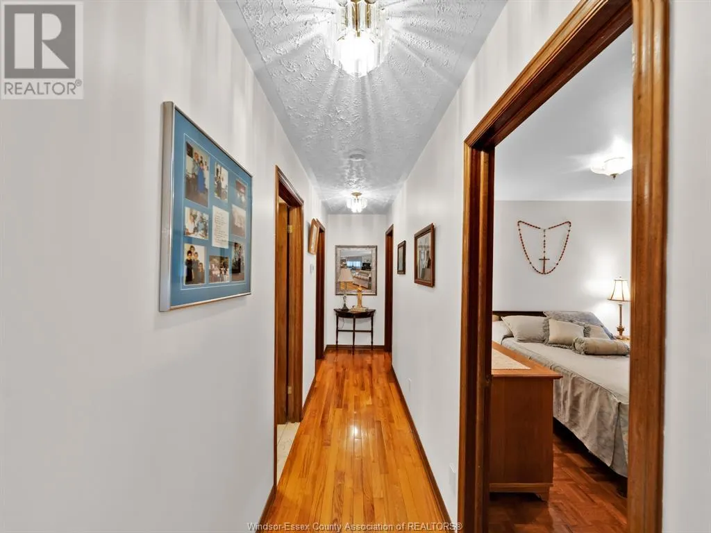 43 Debergh AVENUE South