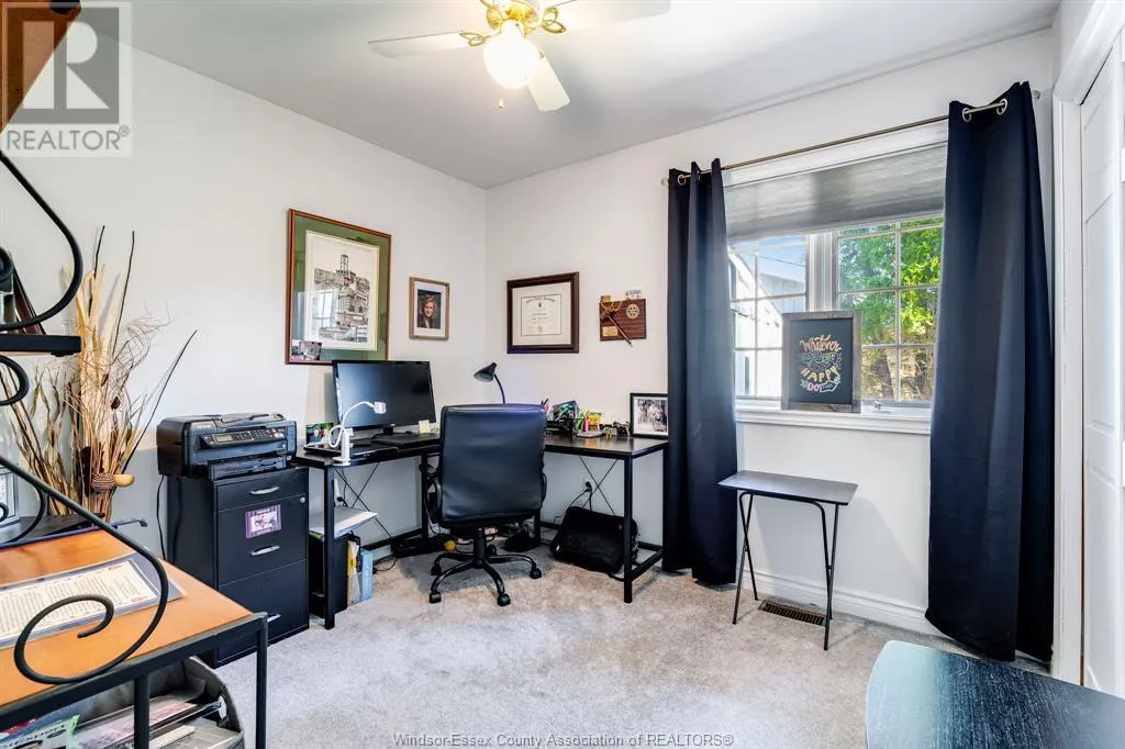 811 RIVAIT DRIVE