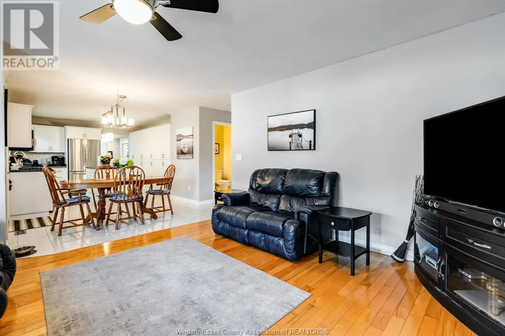 811 RIVAIT DRIVE