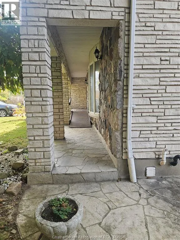 140 Little STREET South