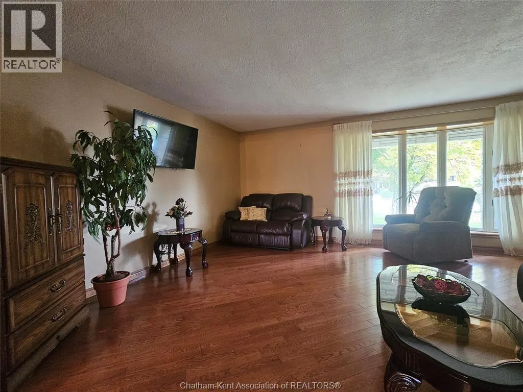 140 Little STREET South