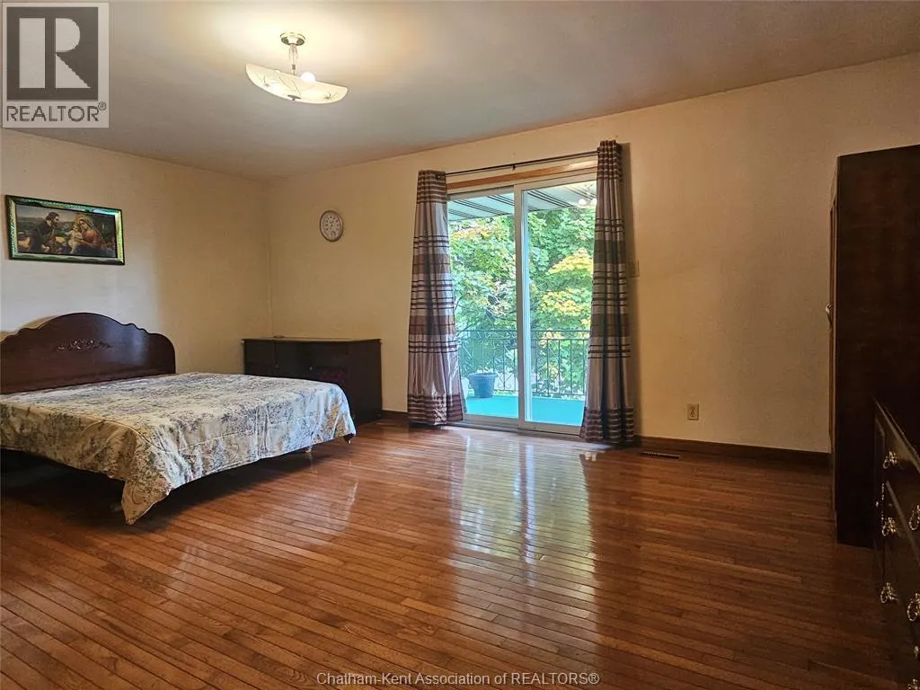 140 Little STREET South