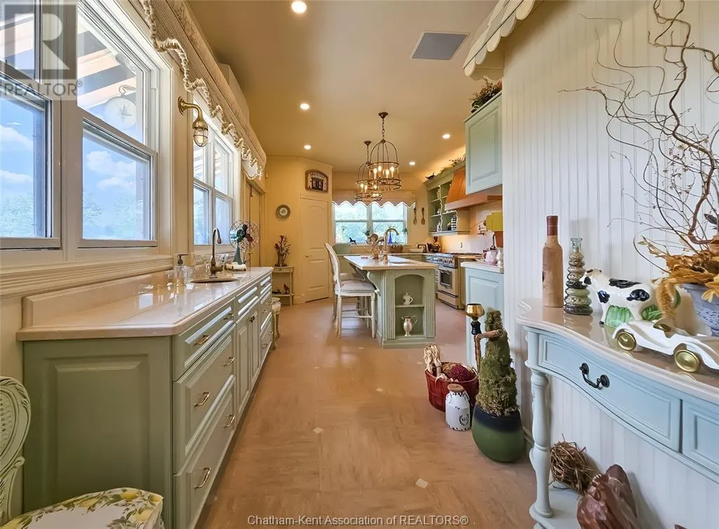 7635 Riverview LINE