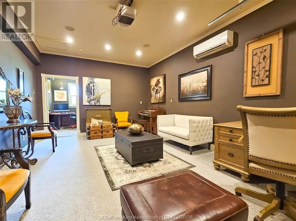 7635 Riverview LINE