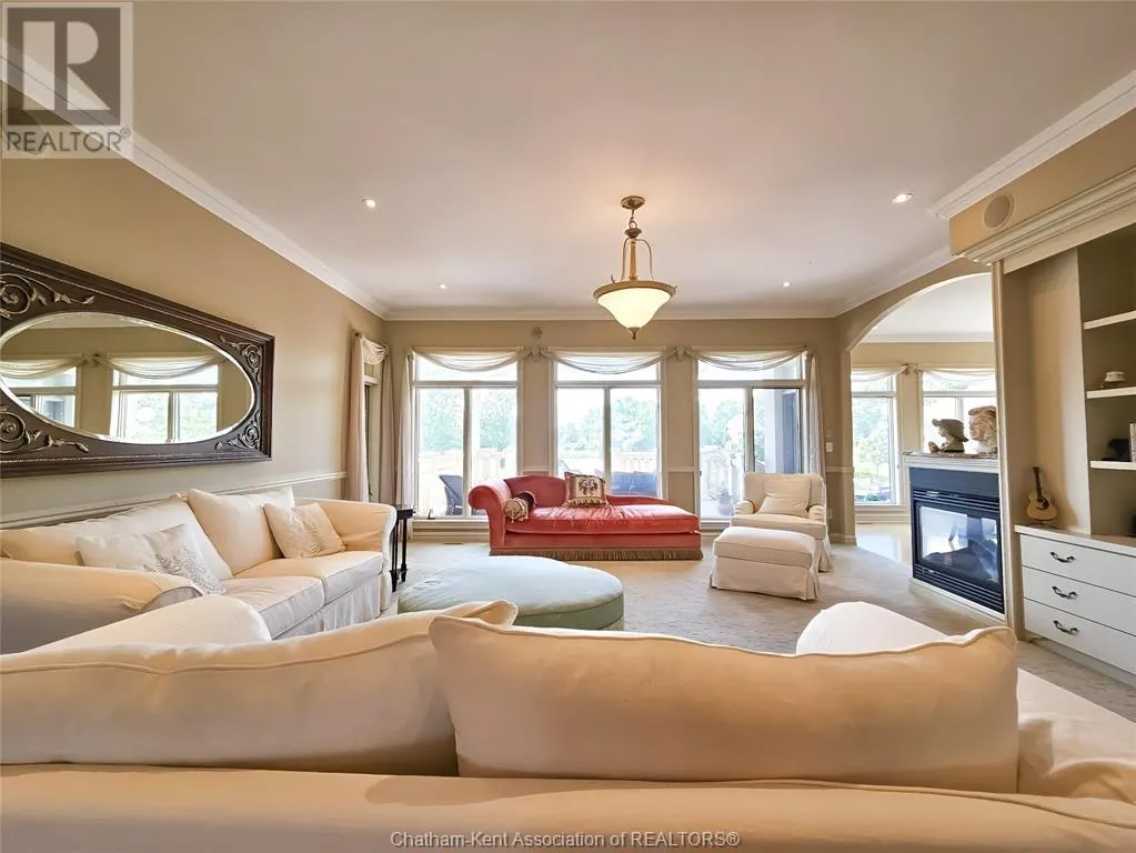 7635 Riverview LINE