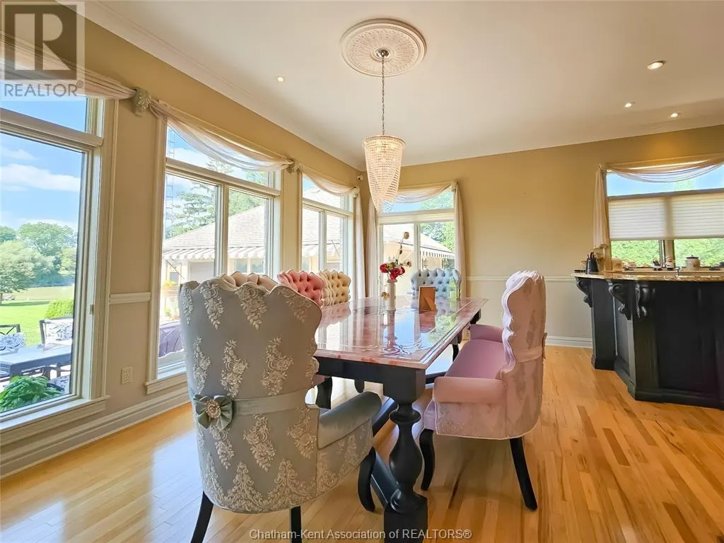 7635 Riverview LINE