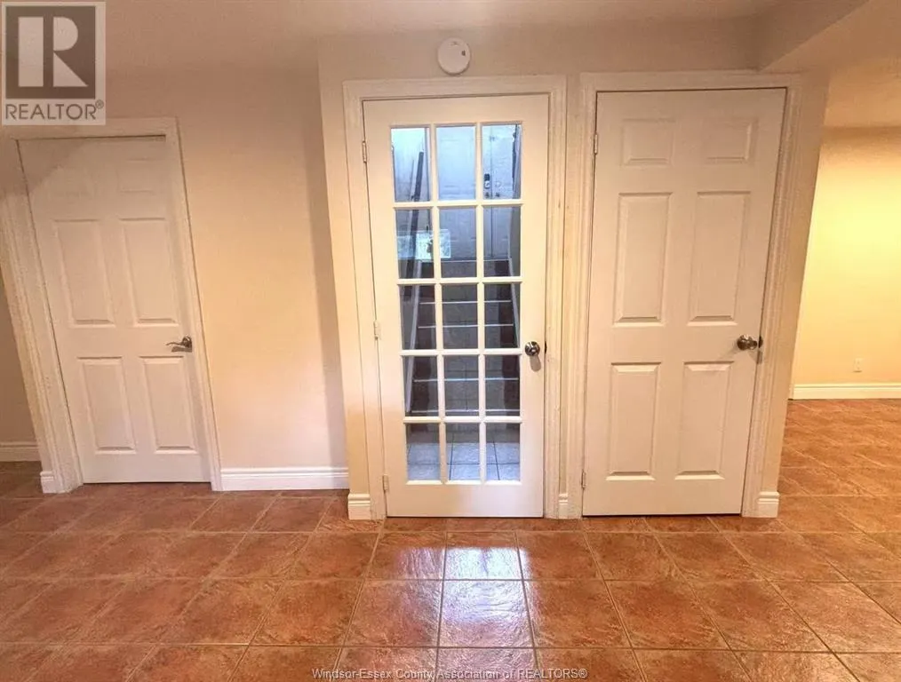 1512 HEATHERGLEN Unit# Lower