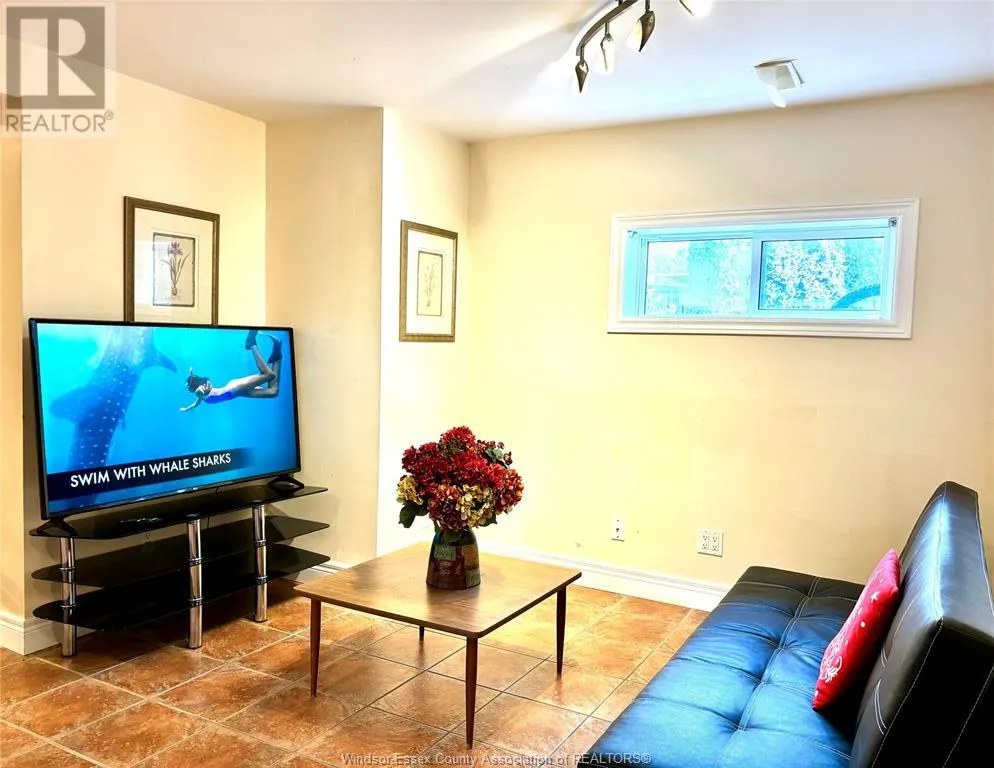 1512 HEATHERGLEN Unit# Lower