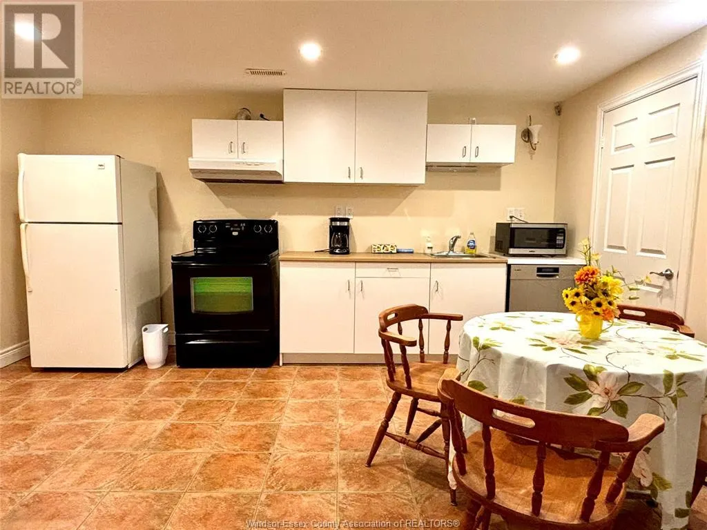 1512 HEATHERGLEN Unit# Lower