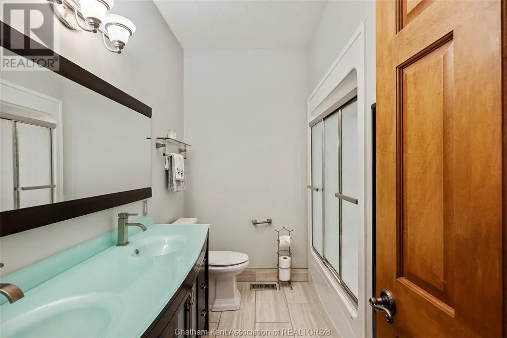 22334 CHARING CROSS ROAD