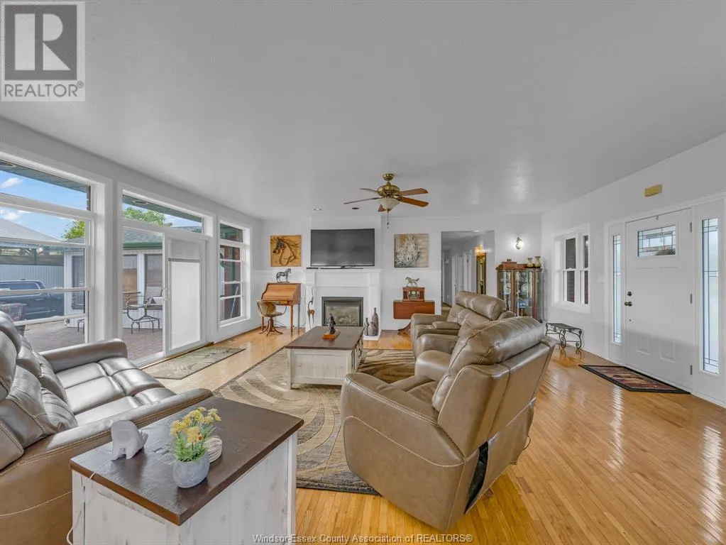 16925 Lakeshore Road 303