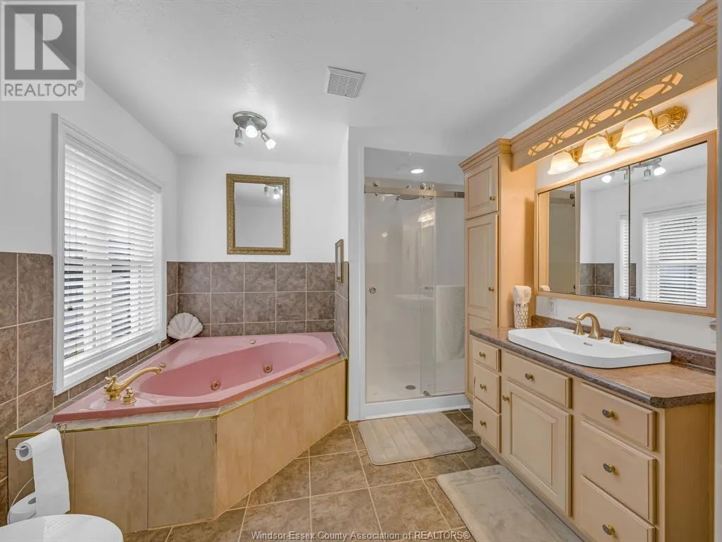 16925 Lakeshore Road 303
