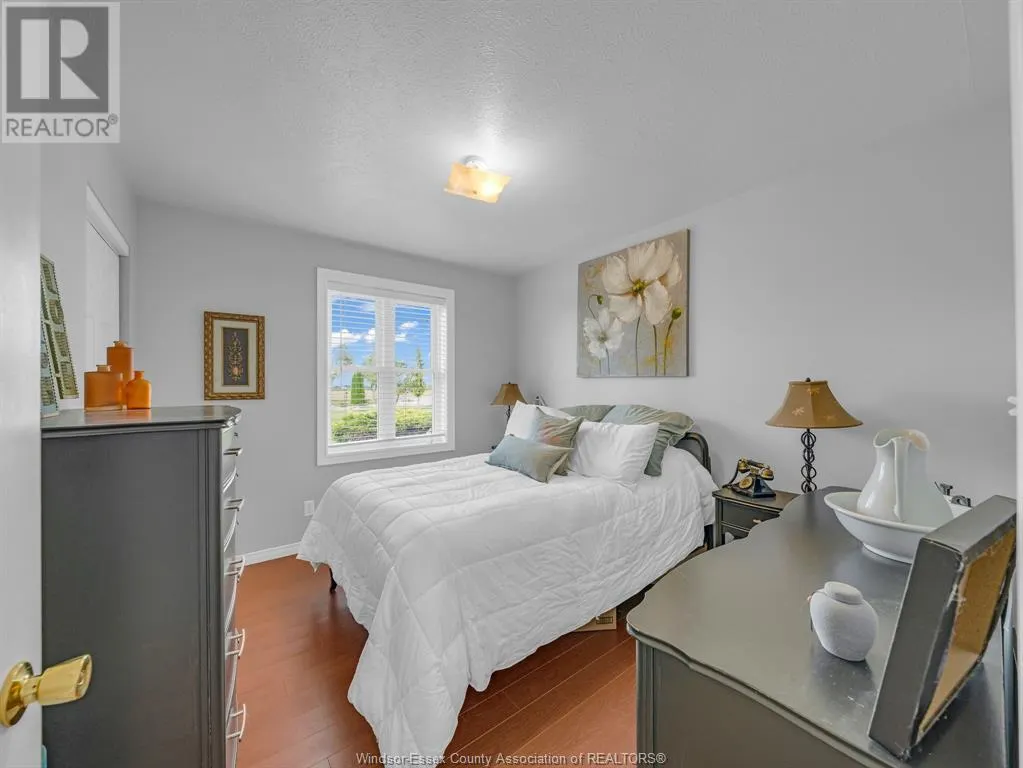 16925 Lakeshore Road 303