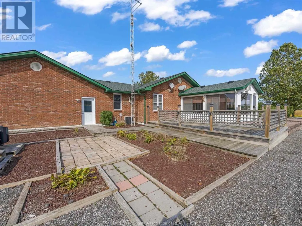 16925 Lakeshore Road 303