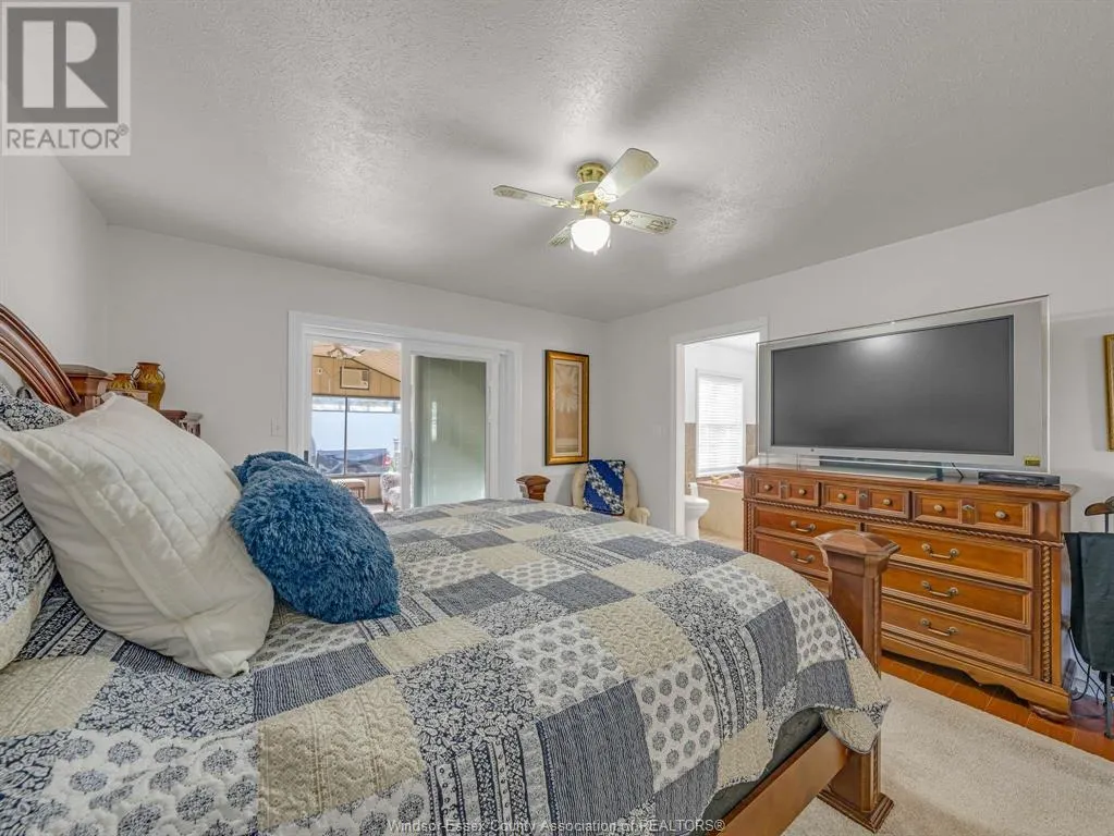 16925 Lakeshore Road 303