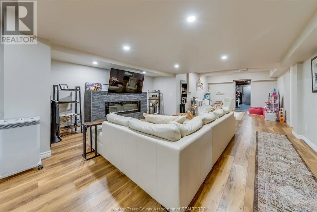 846 PARK