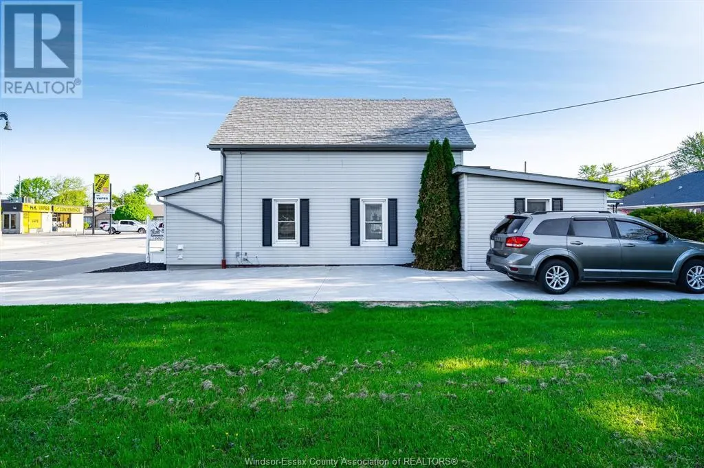 44 Queen STREET South