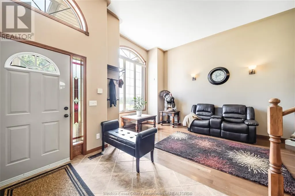 1225 FERRIS