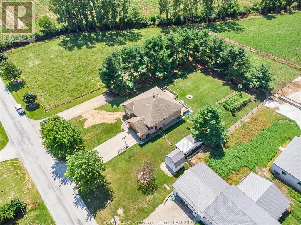 1225 FERRIS