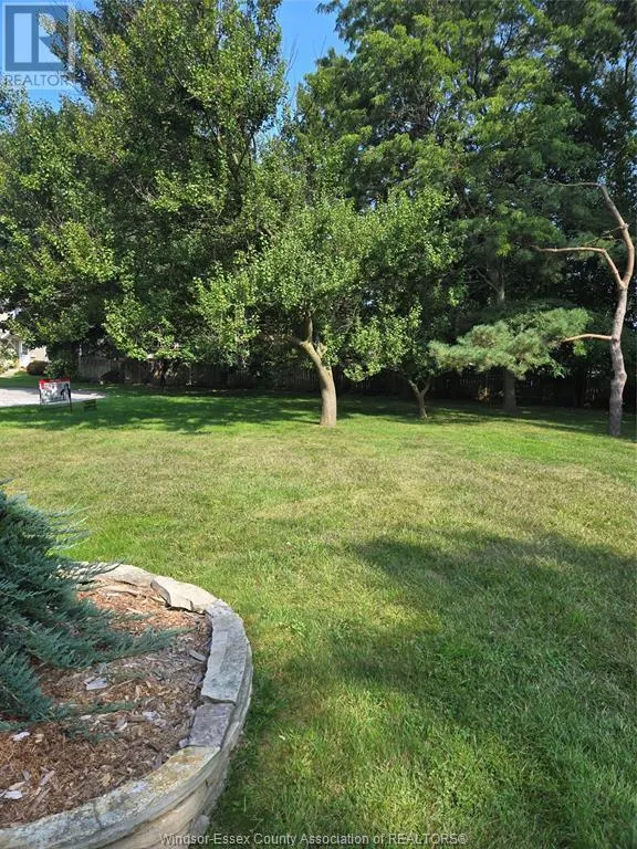 2073 CARDINAL LANE