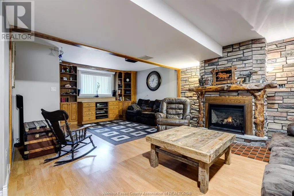 1927 Deer Run ROAD