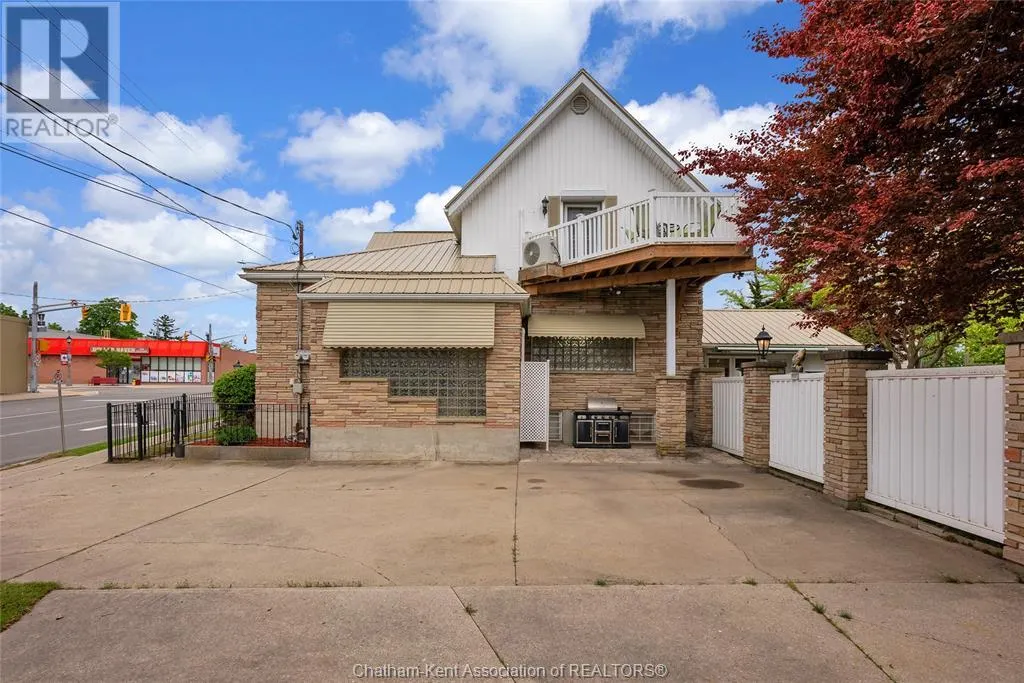 7 CHATHAM STREET South