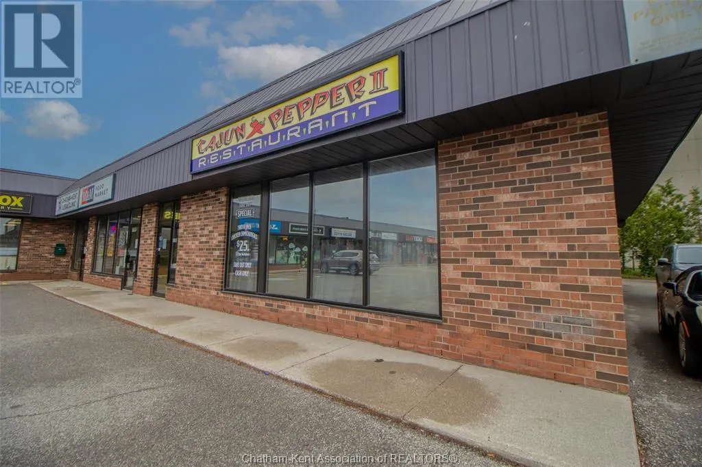 455 Grand AVENUE East