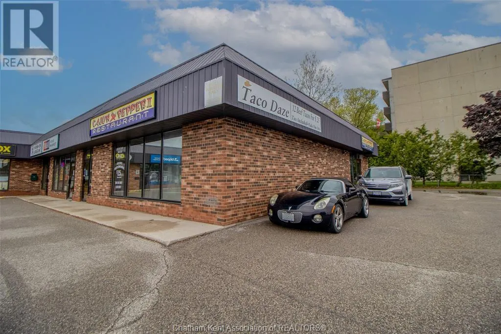 455 Grand AVENUE East