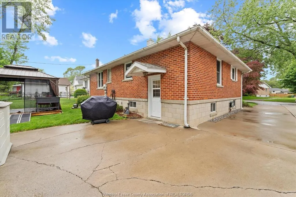 46 GRACE AVENUE