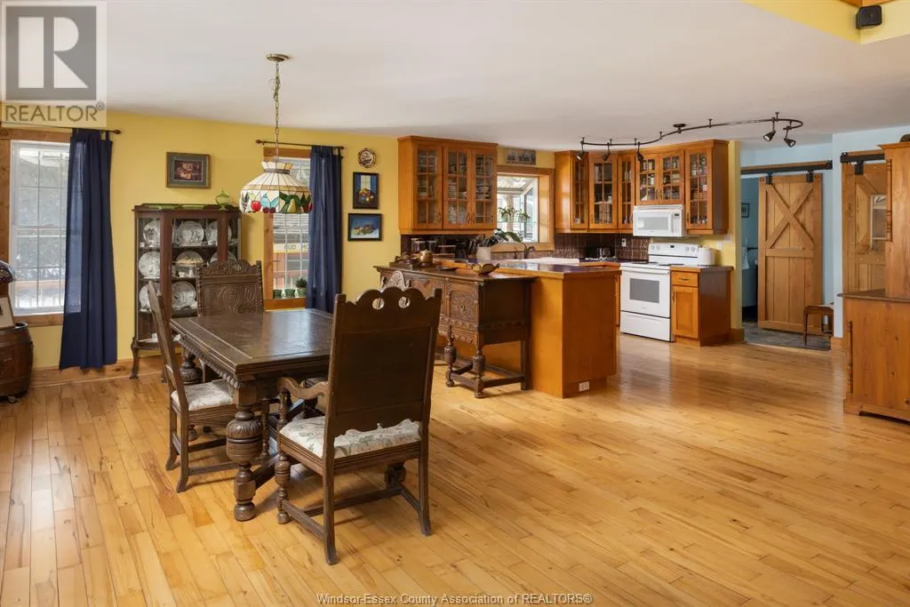 453 ELMSTEAD