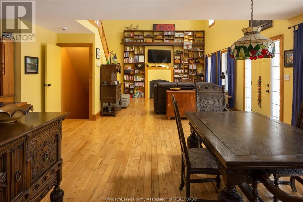 453 ELMSTEAD