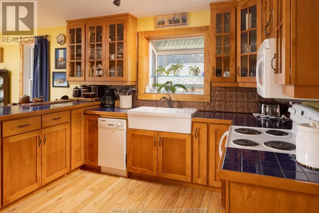 453 ELMSTEAD