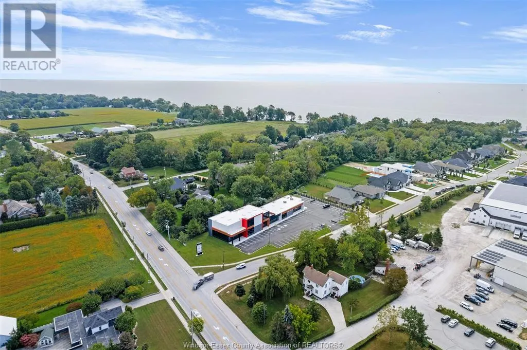 475 SEACLIFF DRIVE