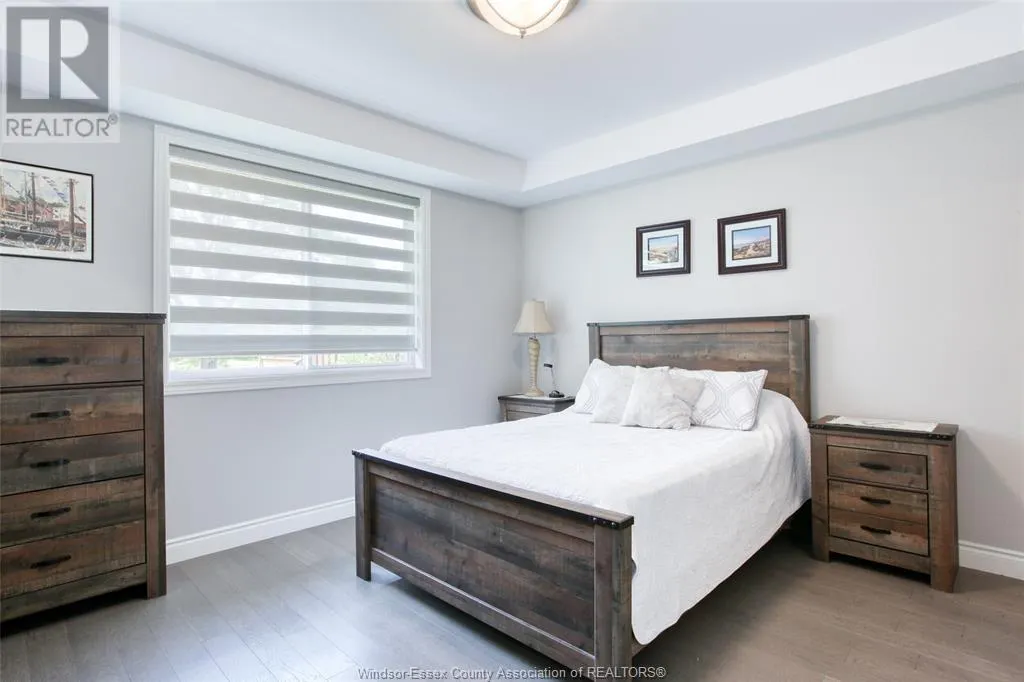 239 LIVINGSTONE CRESCENT