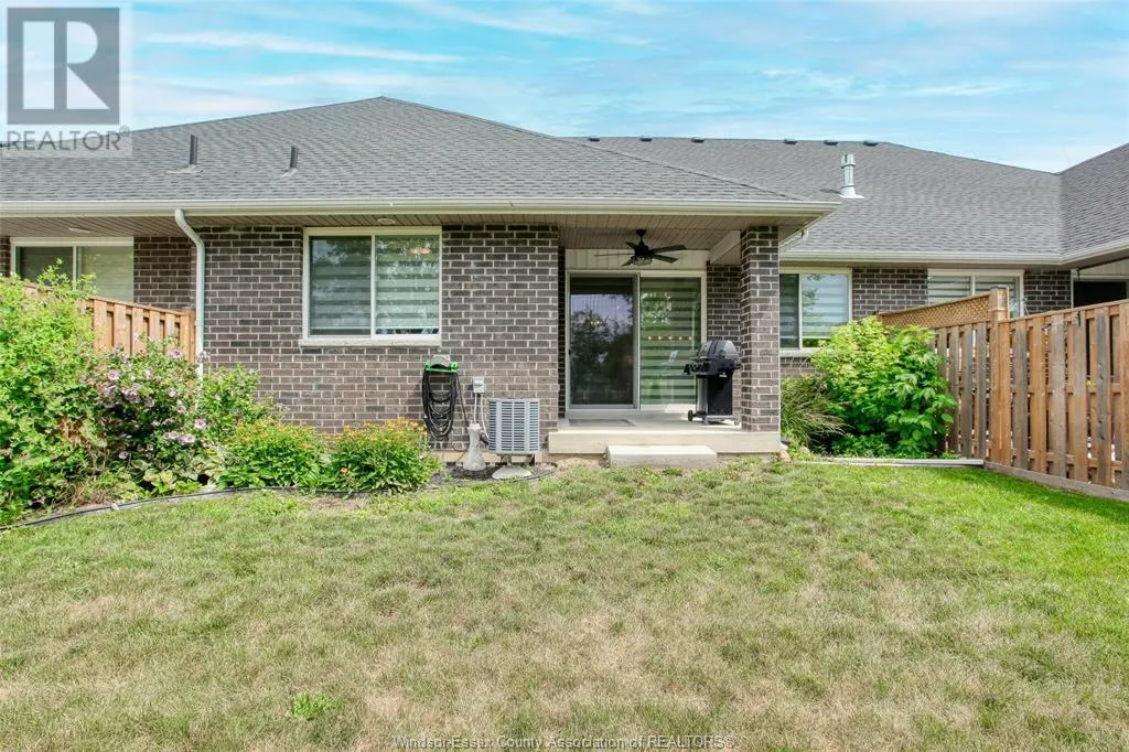 239 LIVINGSTONE CRESCENT