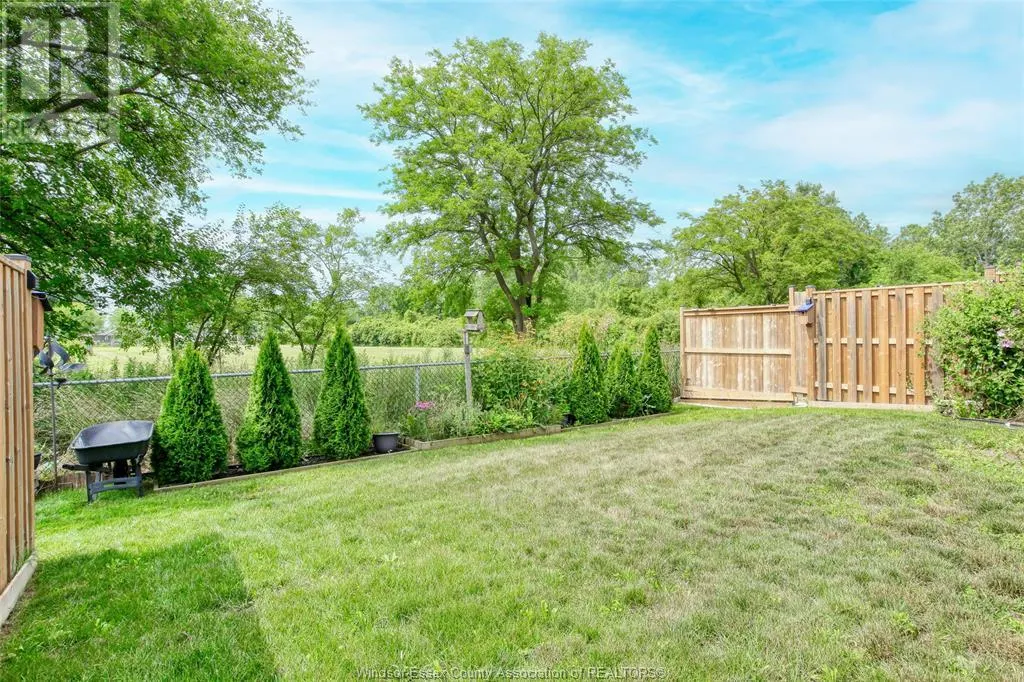 239 LIVINGSTONE CRESCENT