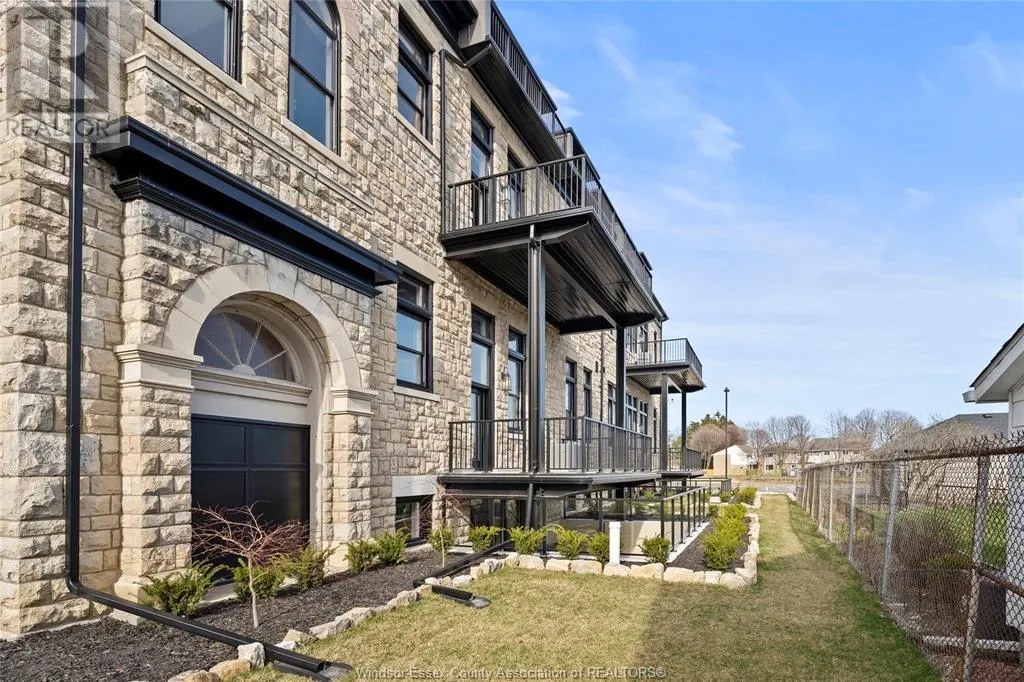 247 BROCK STREET Unit# 102