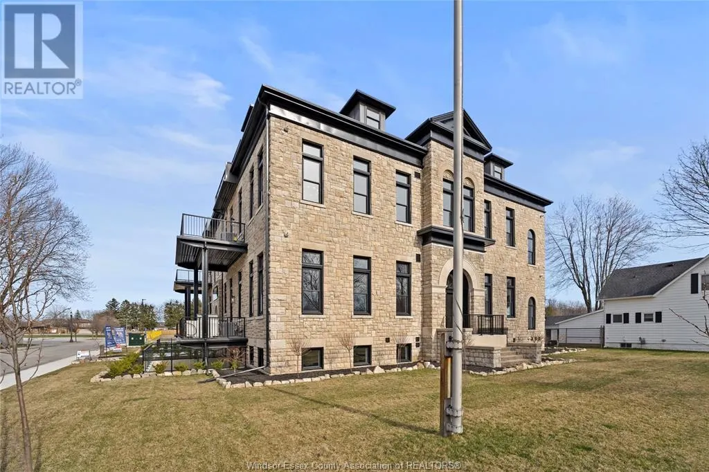 247 BROCK STREET Unit# 102