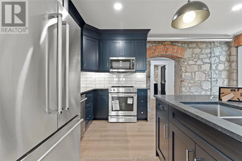 247 BROCK STREET Unit# 102