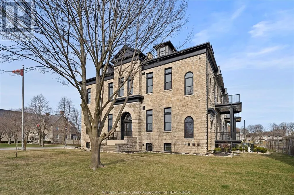 247 BROCK STREET Unit# 102