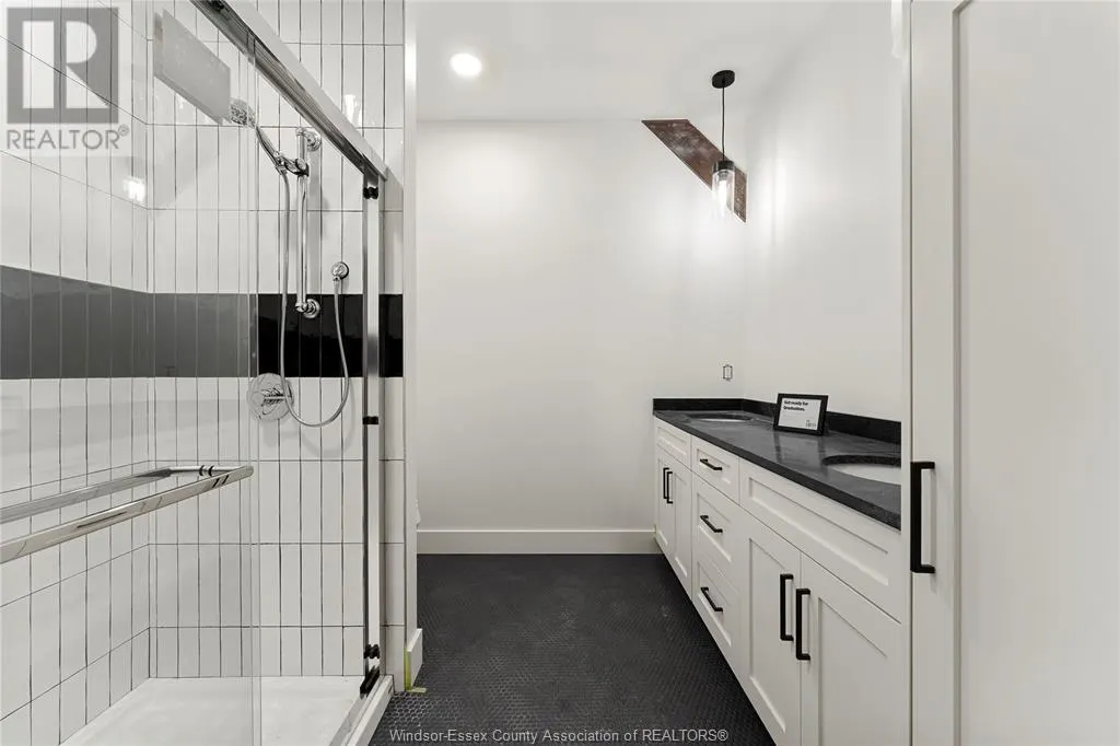 247 BROCK STREET Unit# 401