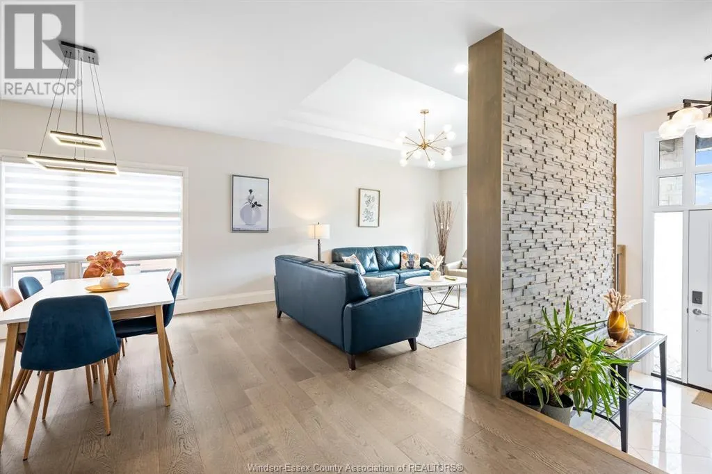 6 WOODLAND