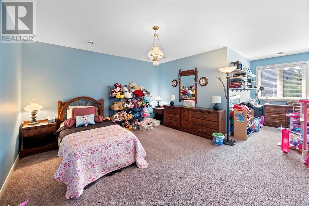 1363 TUSCANY OAKS DRIVE
