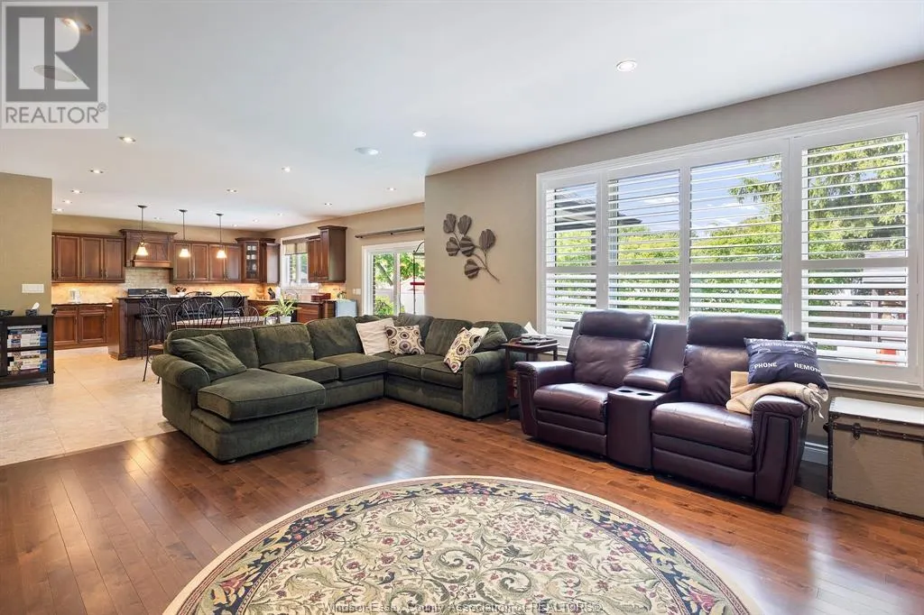 1363 TUSCANY OAKS DRIVE