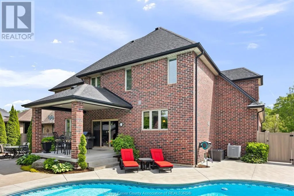 1363 TUSCANY OAKS DRIVE