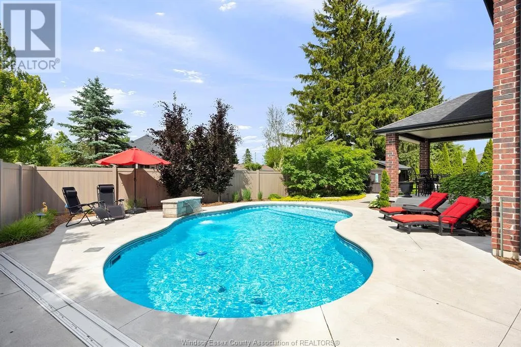 1363 TUSCANY OAKS DRIVE