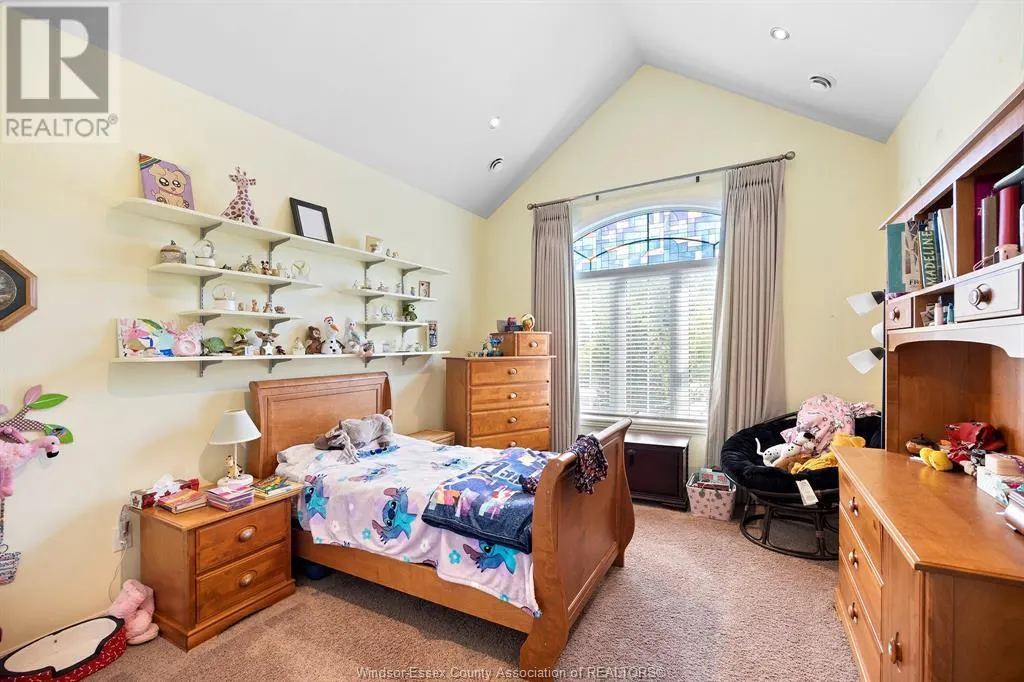 1363 TUSCANY OAKS DRIVE