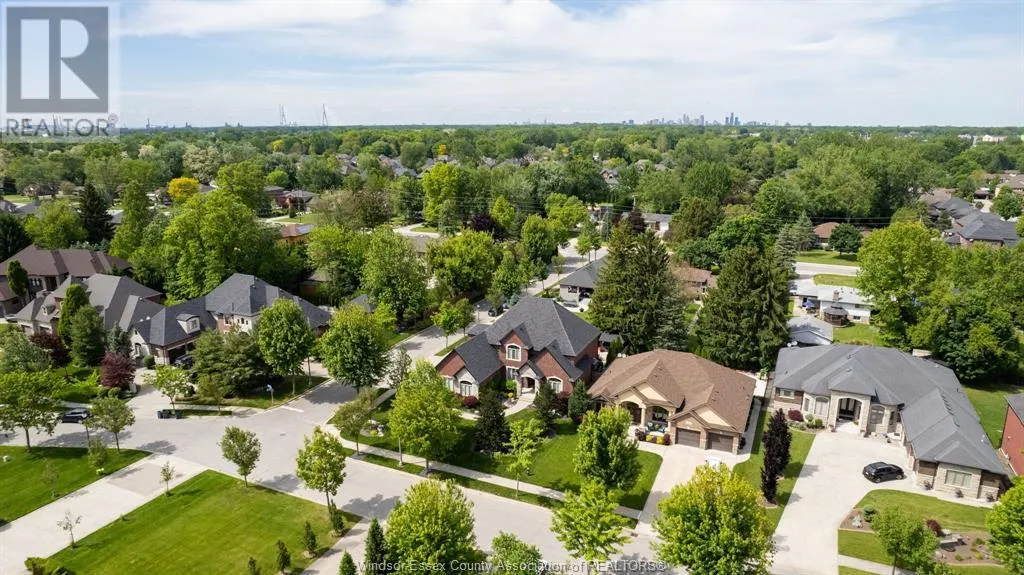 1363 TUSCANY OAKS DRIVE