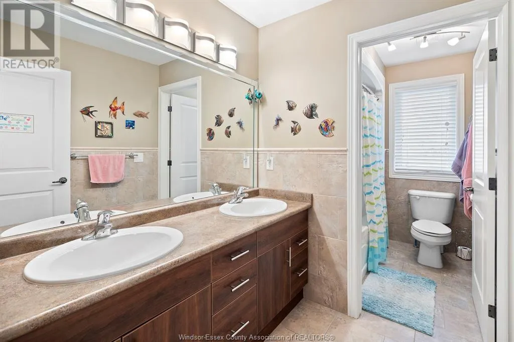 1363 TUSCANY OAKS DRIVE