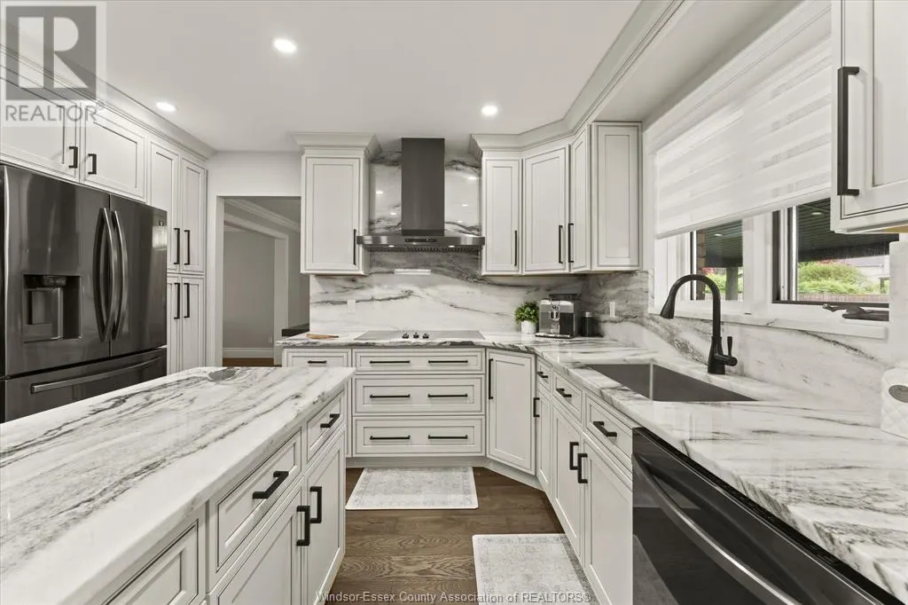 359 ELMGROVE DRIVE